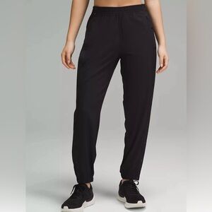 Lululemon Tearaway Lightweight Mid-Rise Track Pant, Black Size 6